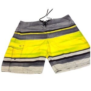 O’Neill Board Shorts Grey & Red SZ 38